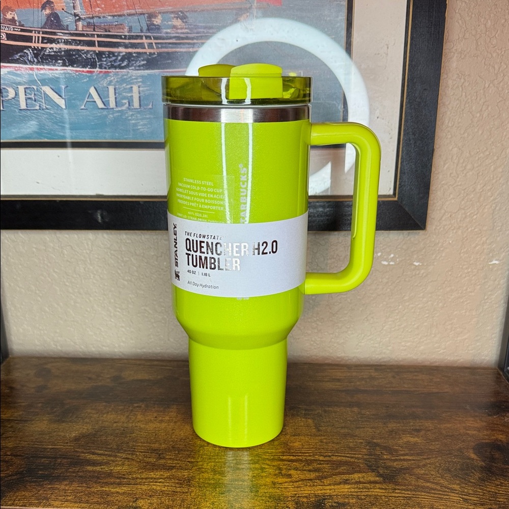 Stanley Starbucks edition 40 oz Quencher H2.0 Tumbler - Lime Green
